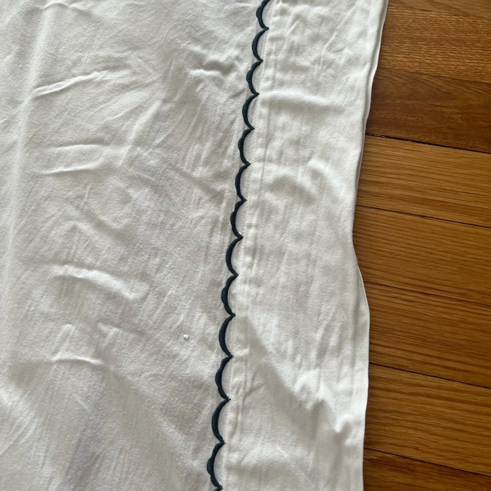 White Bedspread with navy Trim